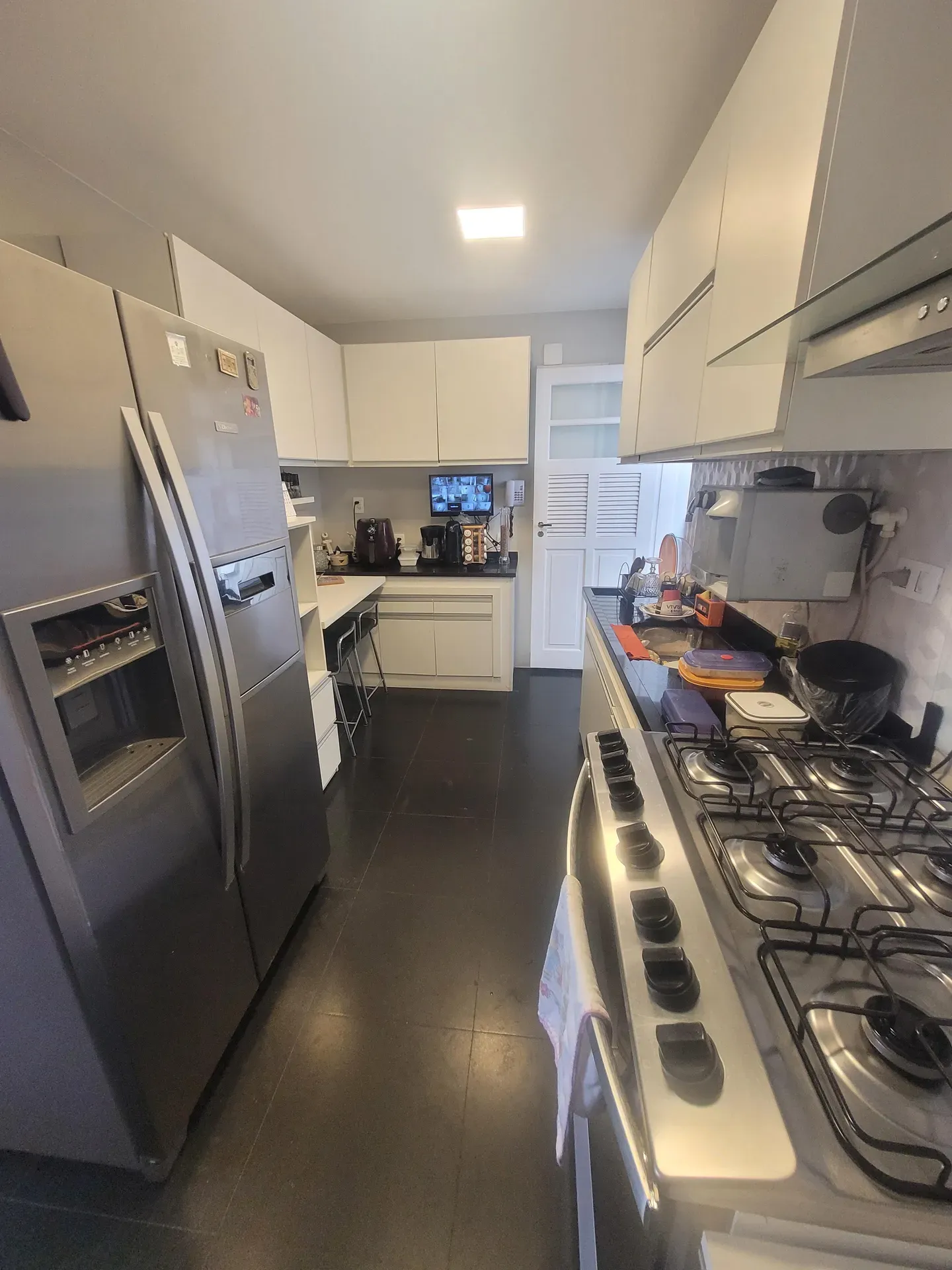 Duplex apartment with 4 bedrooms and 3 bathrooms — photo 24