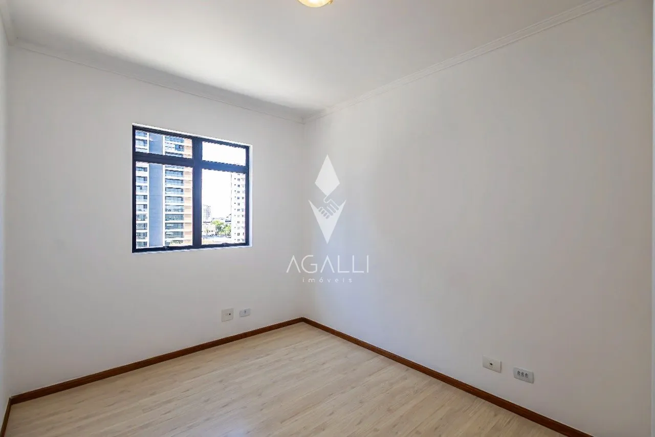 Apartment, 112 m², with a glass-enclosed balcony — photo 48