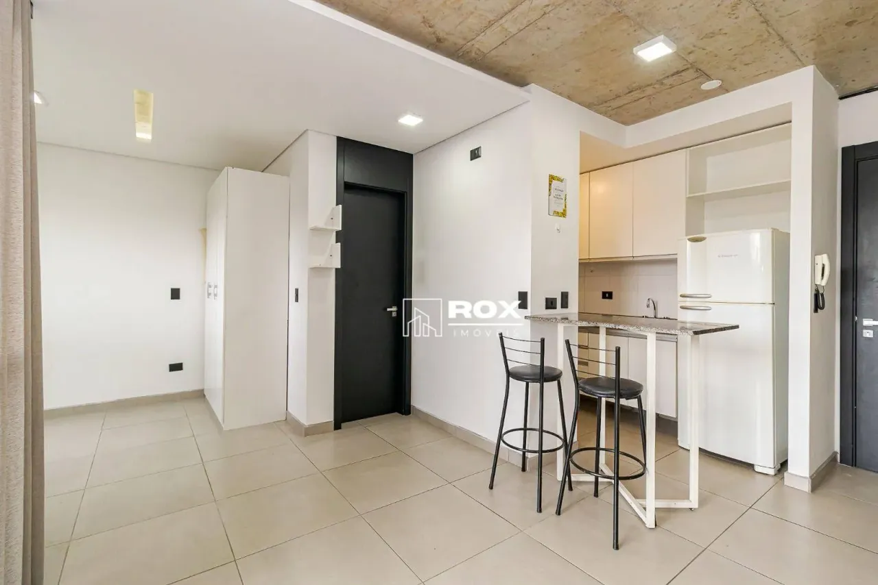 Estudio con 1 dormitorio, 1 baño y balcón con barbacoa — photo 2