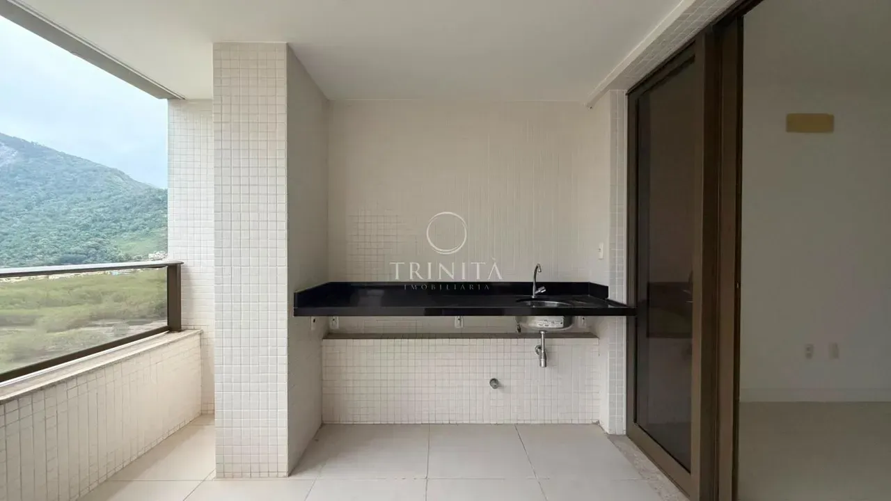 Apartment with 3 bedrooms and 3 bathrooms — photo 4