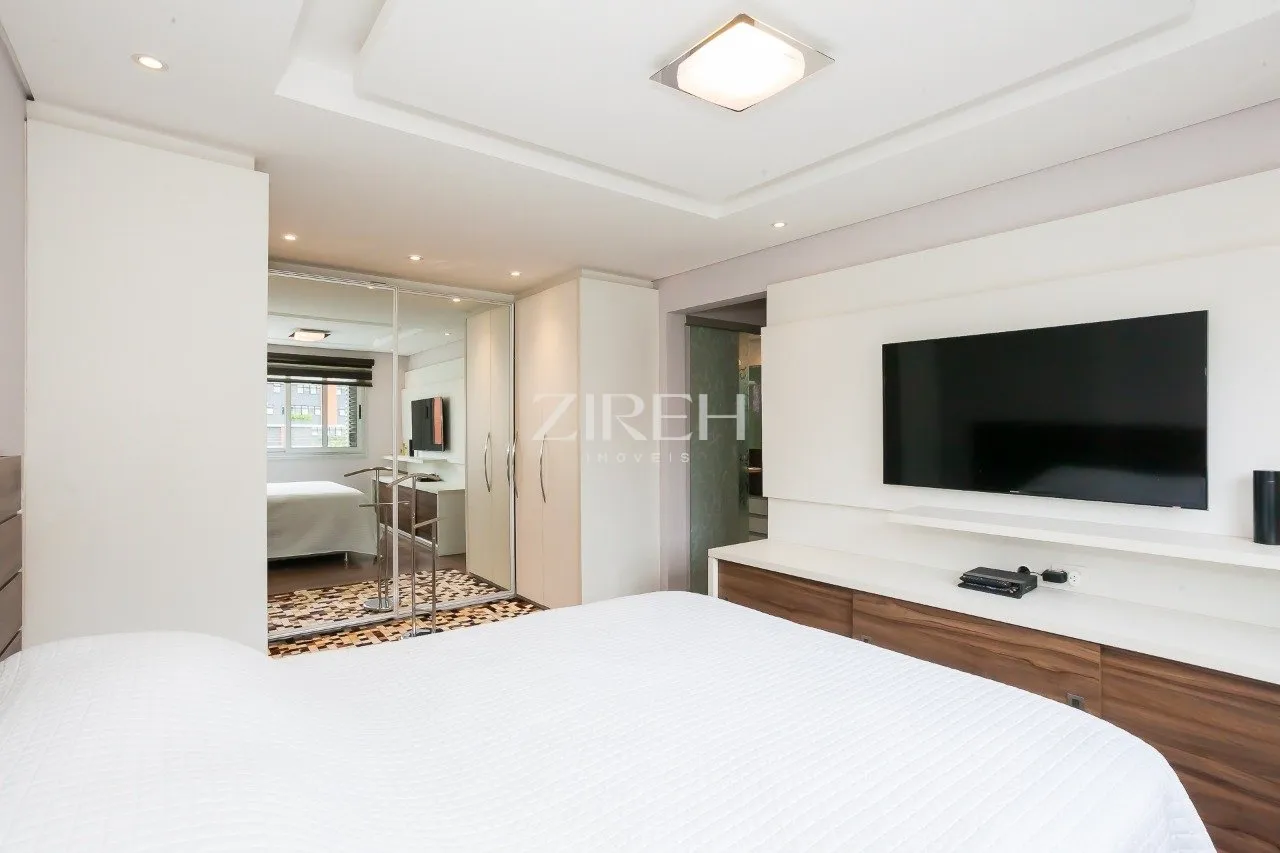 4-bedroom apartment with 219 m² and 2 parking spots — photo 21