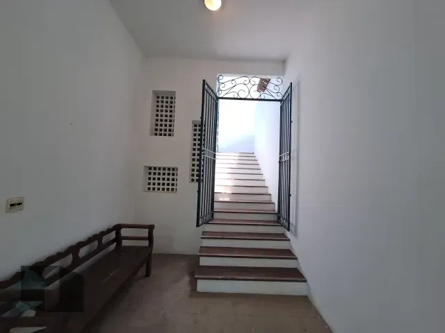 House with 4 bedrooms and 5 bathrooms, gas kitchen — photo 54