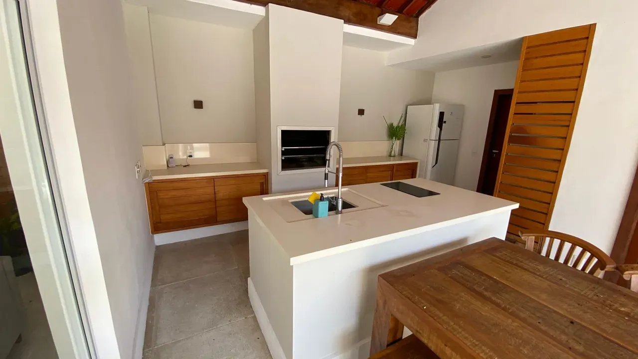 500 m² house with 4 bedrooms and a terrace — photo 43