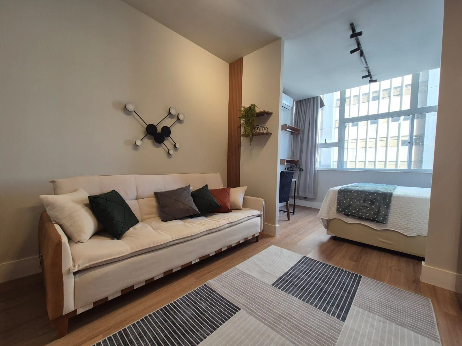Furnished 30 m² apartment with an open-plan kitchen — photo 8