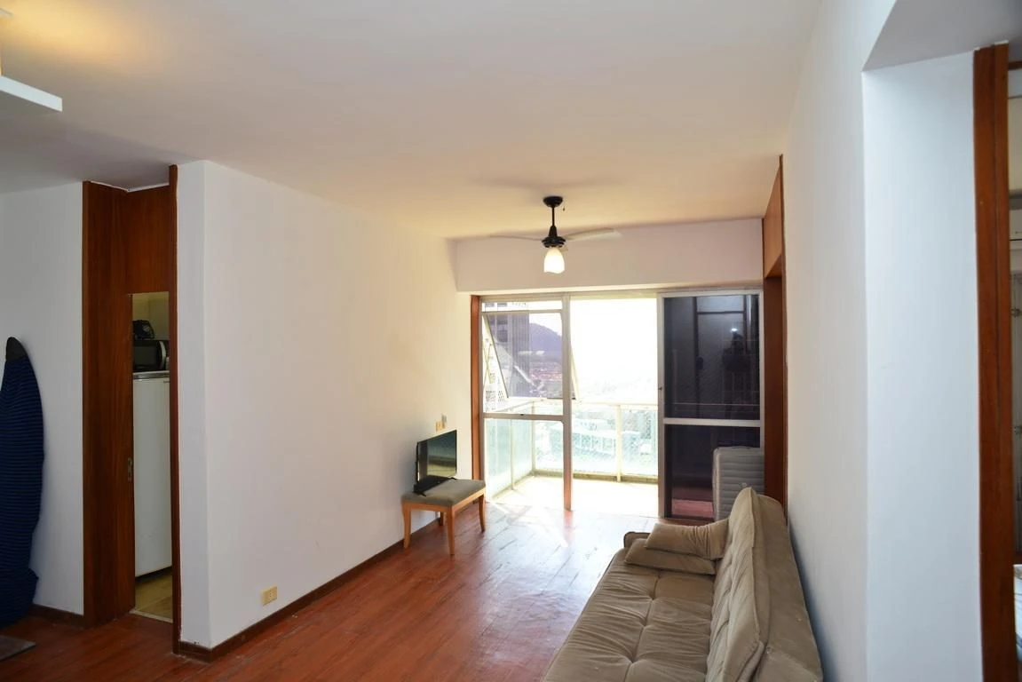 Furnished apartment, 63 m², with wood or laminate floors — photo 9