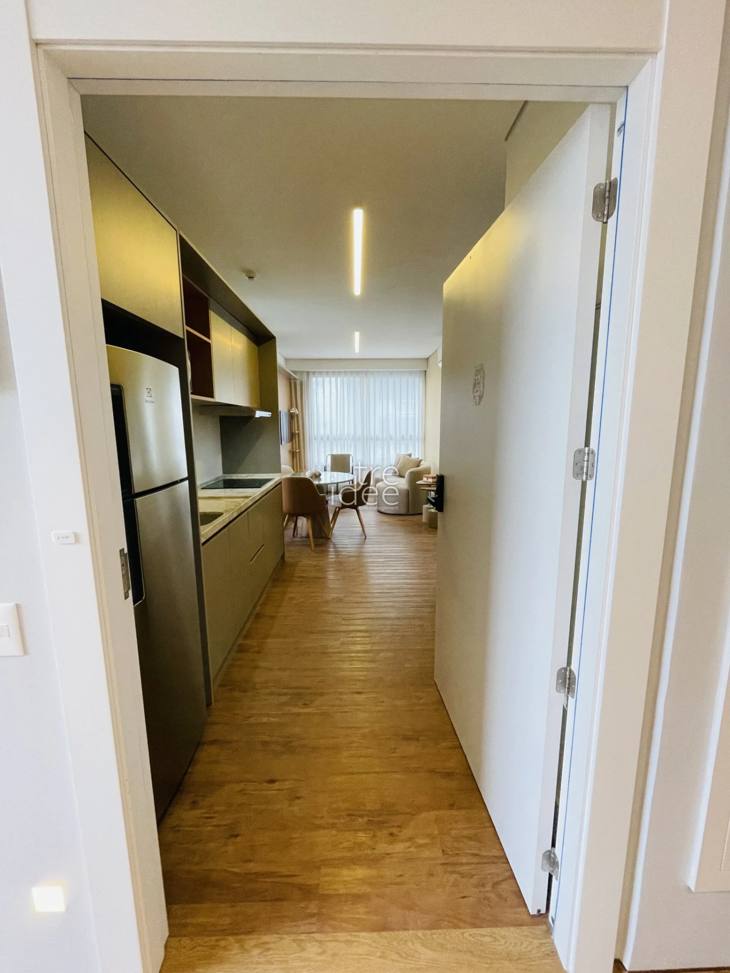 Furnished apartment, 48 m², with a washing machine — photo 25