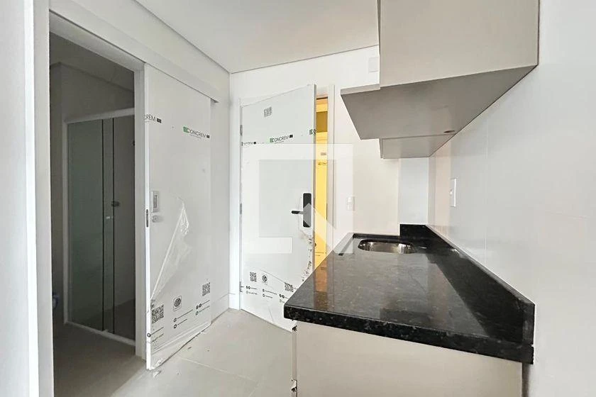 23 m² apartment with 1 bedroom and glass shower — photo 5