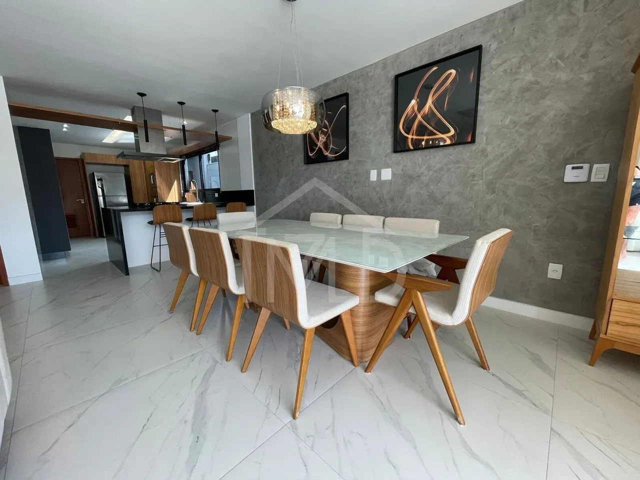 Casa com 5 suítes e cozinha integrada, com 330 m² — photo 22