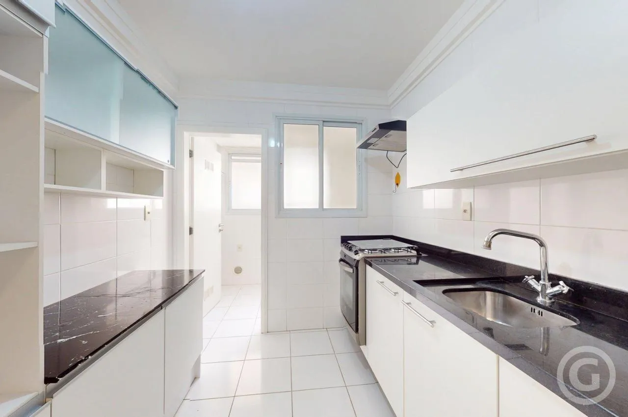 92 m² apartment with 3 bedrooms and 1 en-suite bath — photo 6