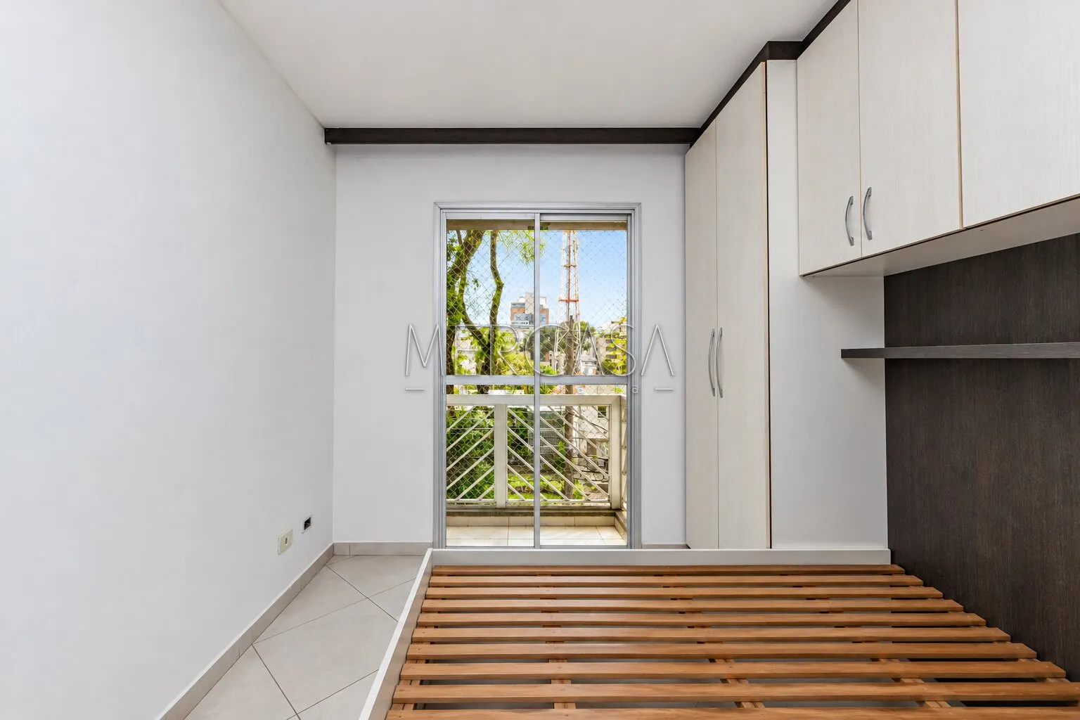 One-bedroom, 31 m² apartment in Curitiba — photo 7