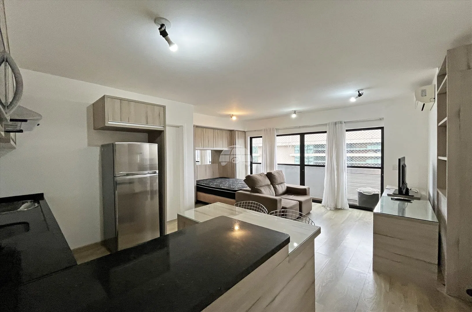 34 m² studio with 1 bedroom and covered parking