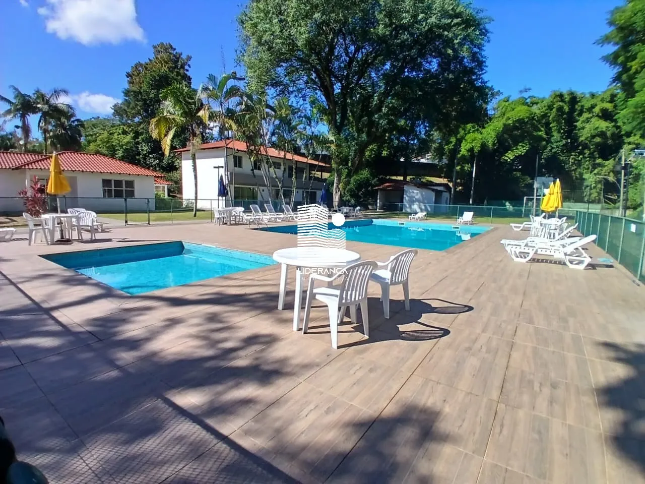 Apartamento de 3 dormitórios com cozinha a gás, 154 m² — photo 43
