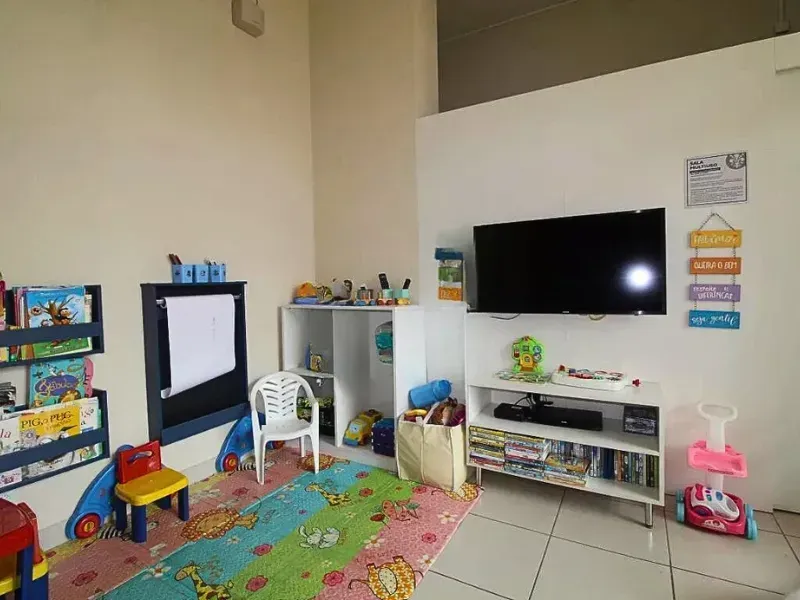 Apartamento de 2 dormitorios con balcón y 2 baños — photo 17