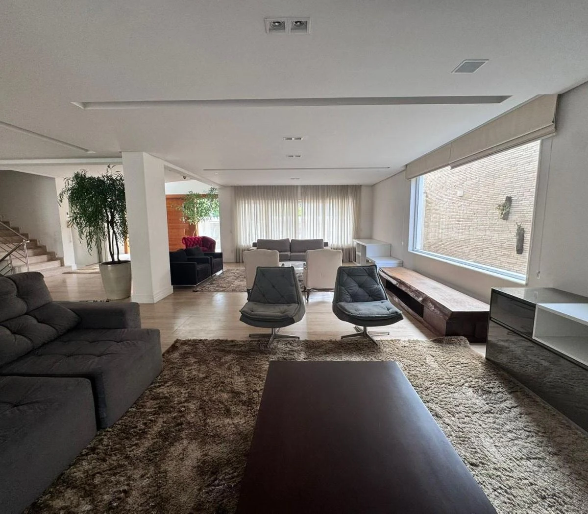 Ванна та 6 спалень: будинок 993 м² — photo 30