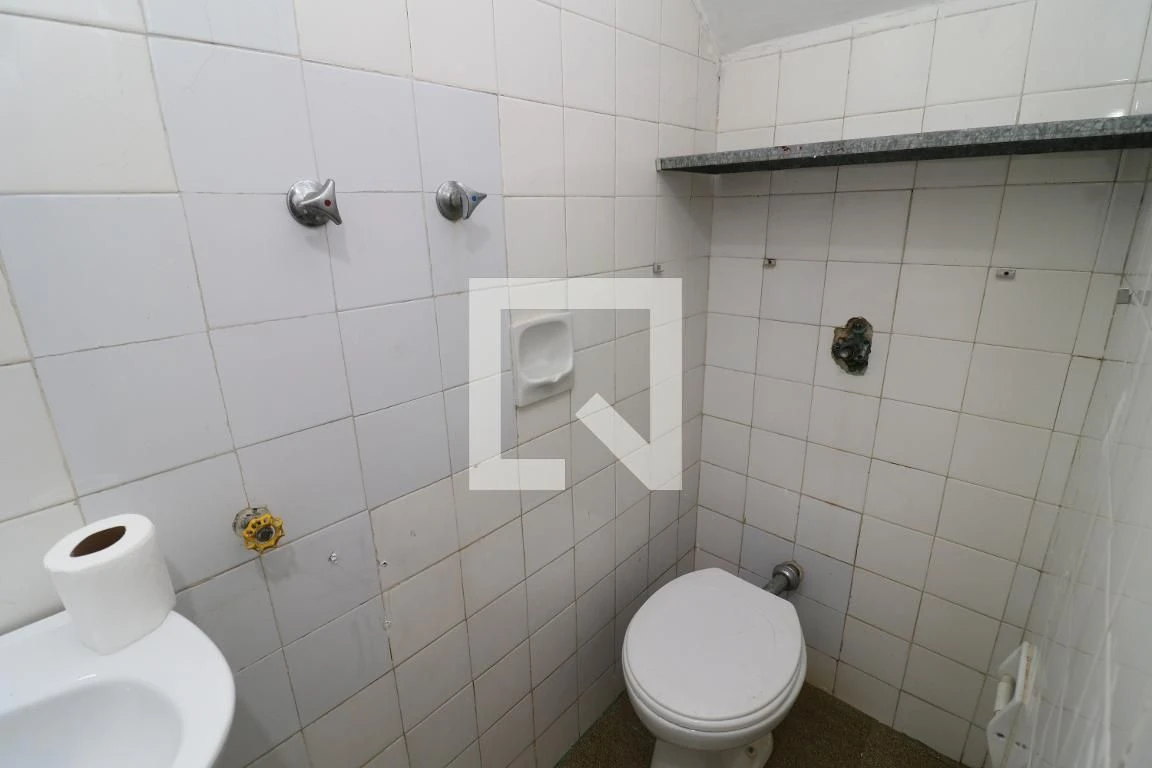 4-bedroom house, 200 m² — photo 50