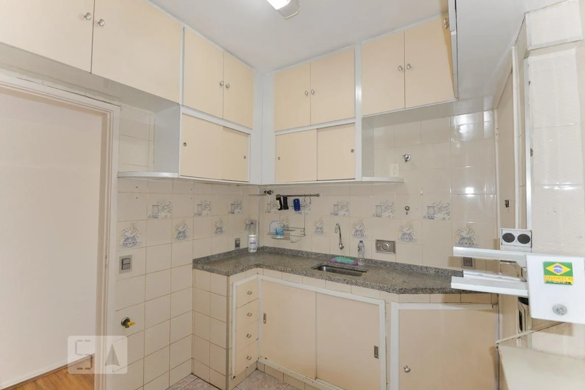 3-bedroom apartment with a mountain view — photo 17