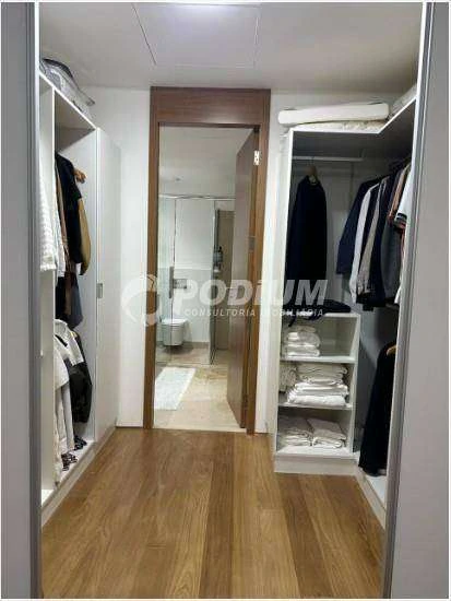 Furnished 64 m² apartment with 1 en-suite and 2 parking spots — photo 6