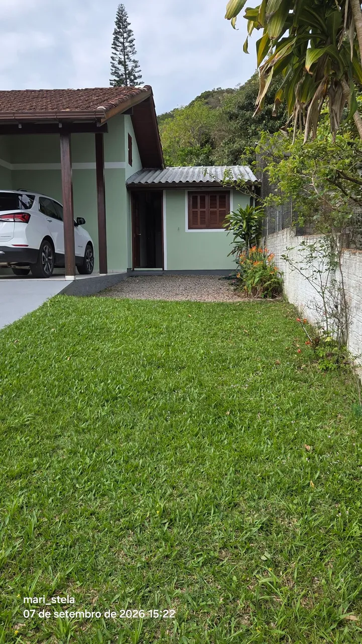 Casa sin amueblar con 3 dormitorios y balcón — photo 8