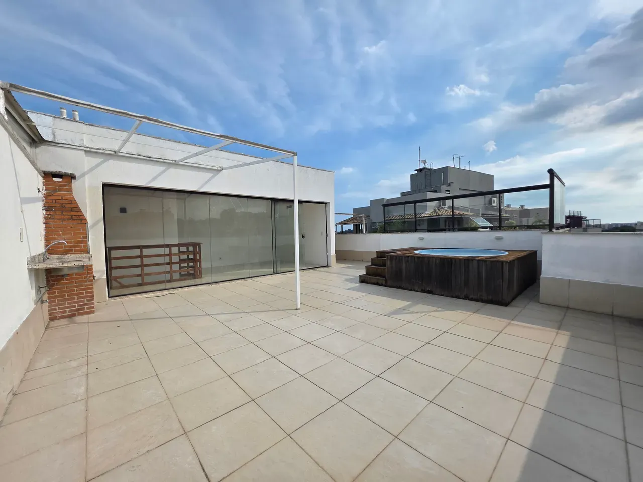 3-bedroom apartment with 5 bathrooms on the 5th floor — photo 21