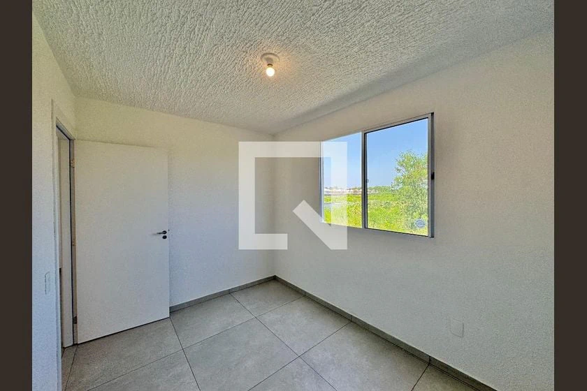 2-bedroom apartment with a glass shower enclosure — photo 27
