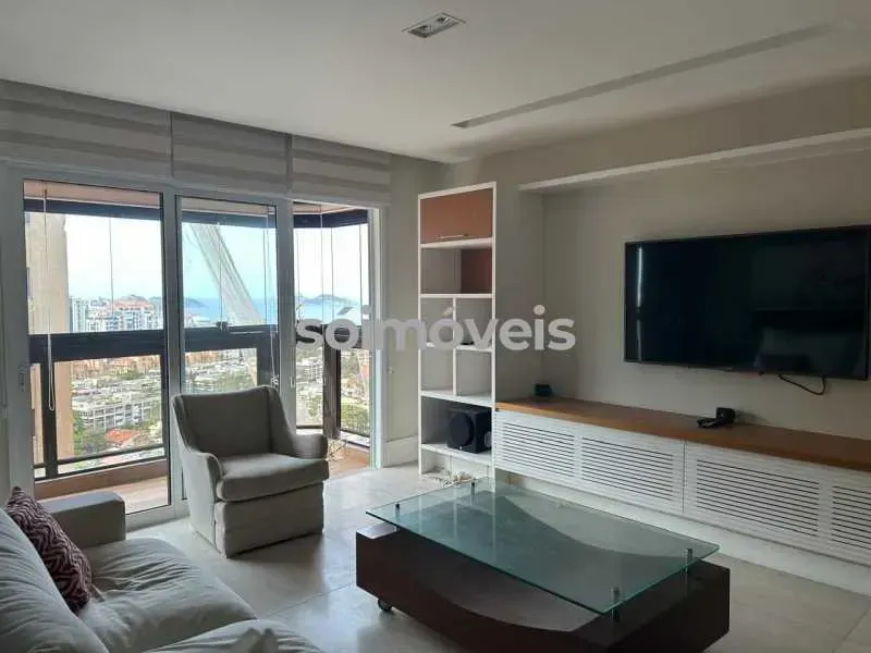 Apartamento mobiliado com 1 quarto e 3 banheiros — photo 6
