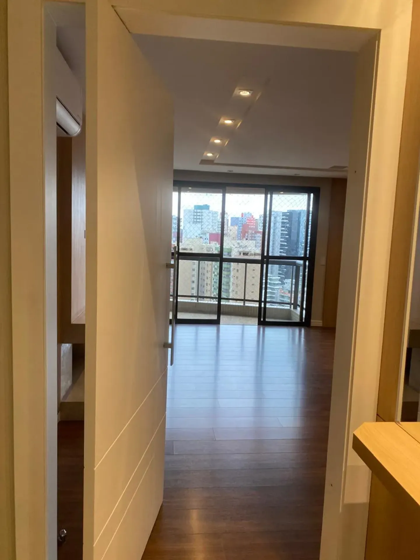 Apartamento para aluguel com 165 m², 3 quartos e 4 banheiros — photo 10