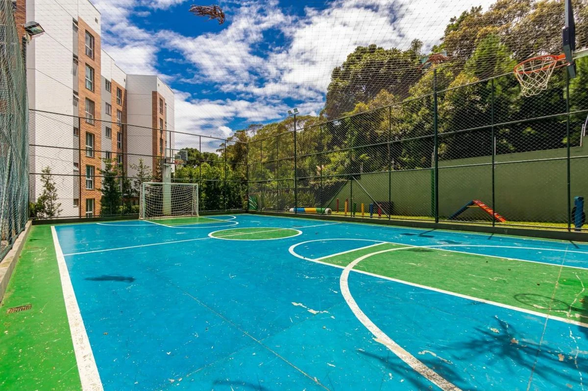 Apartamento de 3 quartos com varanda envidraçada — photo 24
