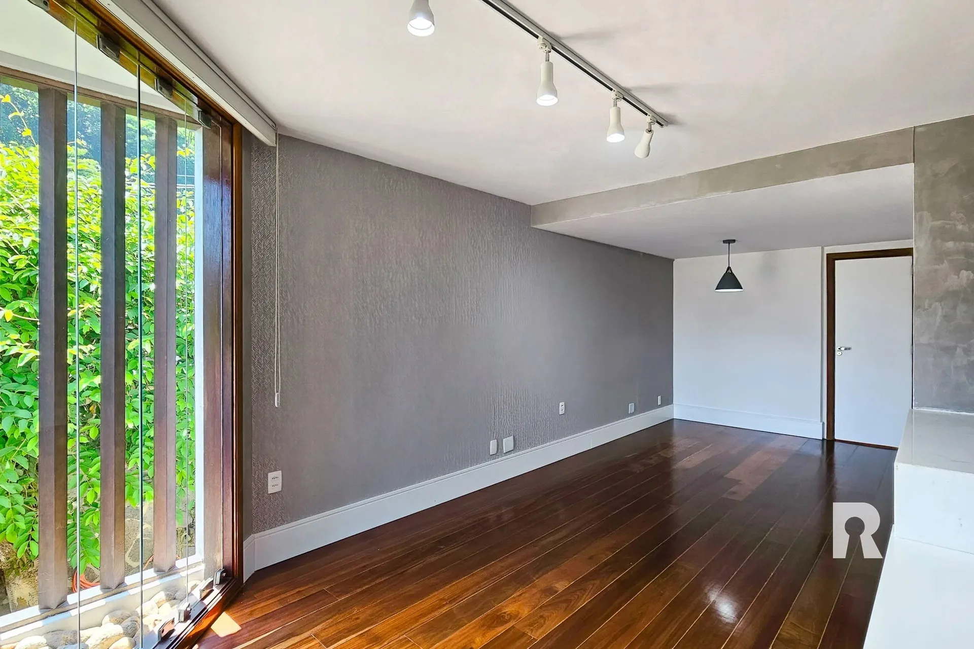 Casa com cozinha integrada e 5 quartos — photo 29