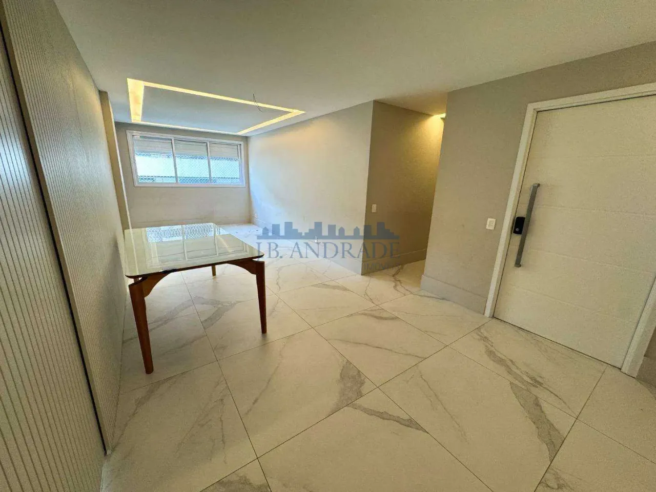 Apartment with 3 bedrooms and 2 suites, 4 bathrooms — photo 12