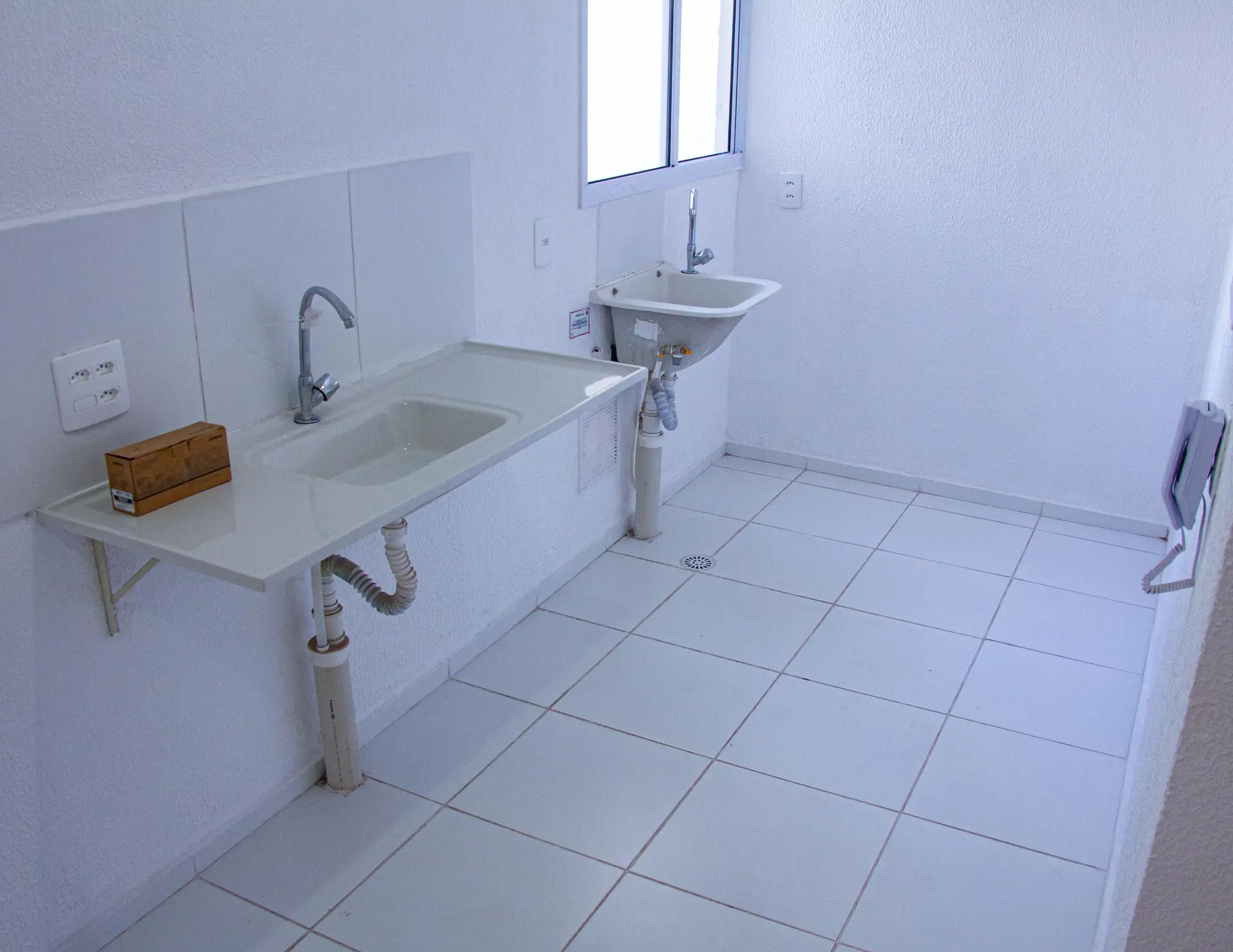 2-bedroom unfurnished apartment with private garden — photo 12