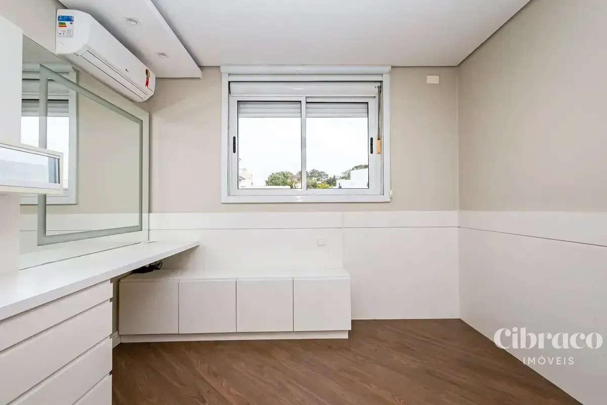 House with 3 bedrooms and a gas-stove open-plan kitchen — photo 20