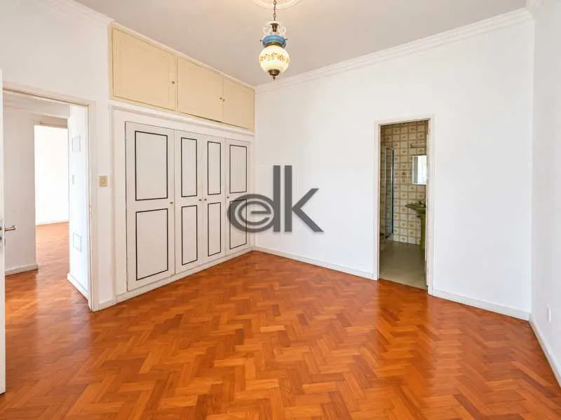 Ванна и 3 спальни: квартира 110 м² — photo 19
