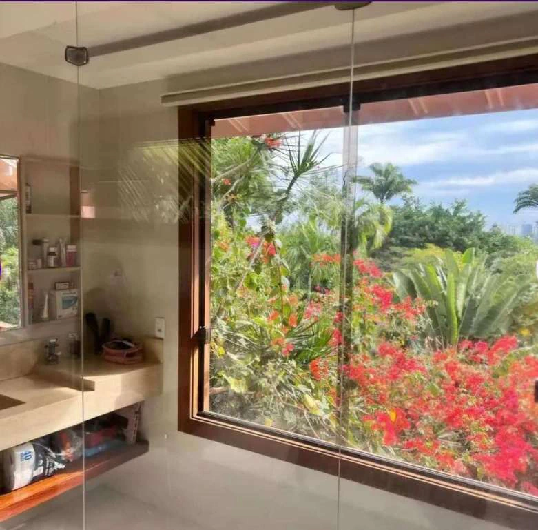 Casa com 7 quartos e 700 m², 2 vagas e varanda — photo 14