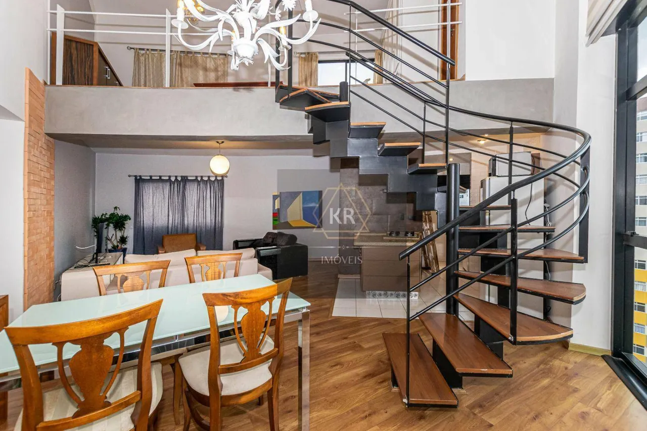 140 m² furnished loft with 1 suite and 2 parking spots — photo 2