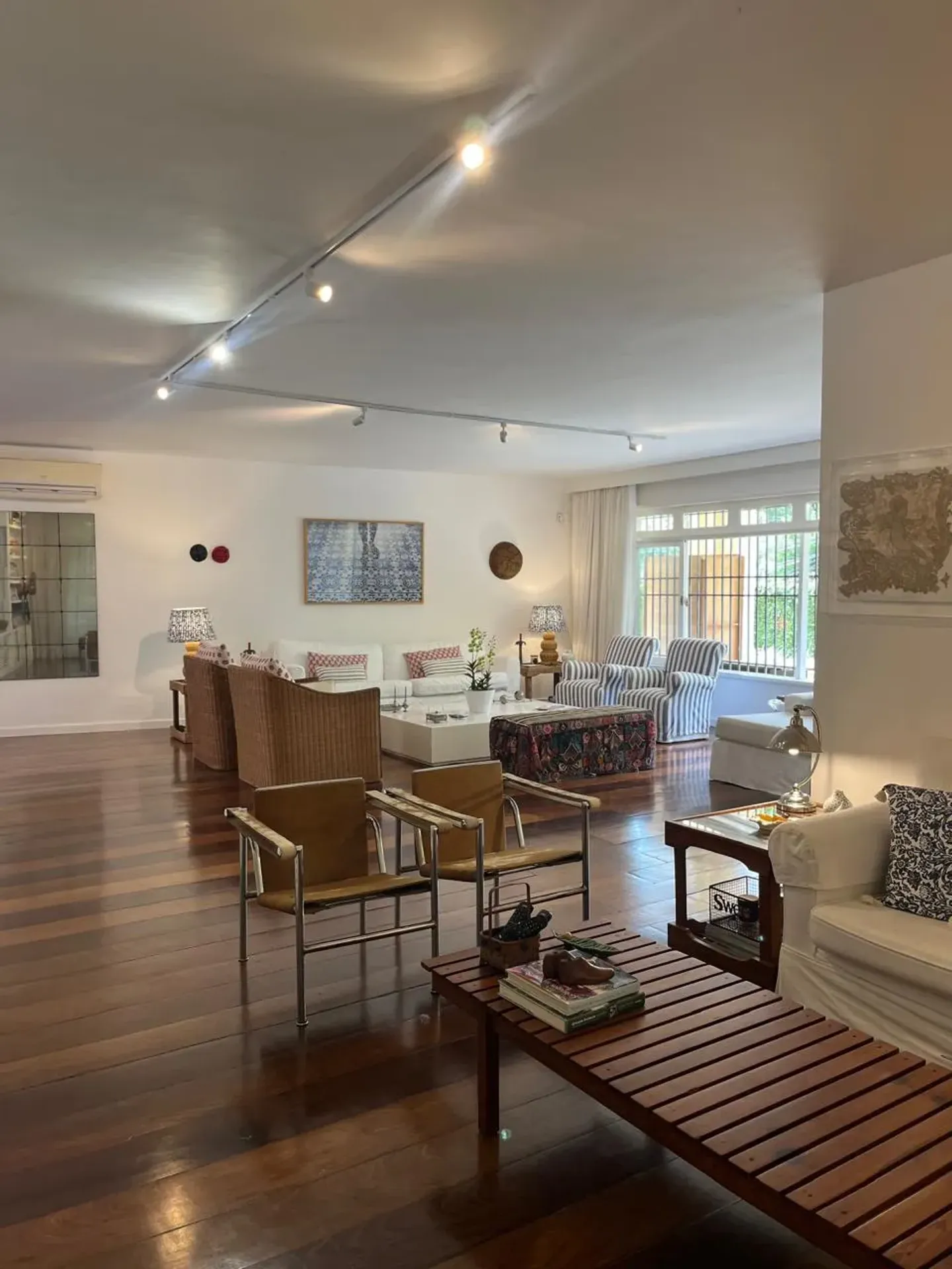 Меблированный дуплекс 700 м²: 6 спален и частный сад — photo 17