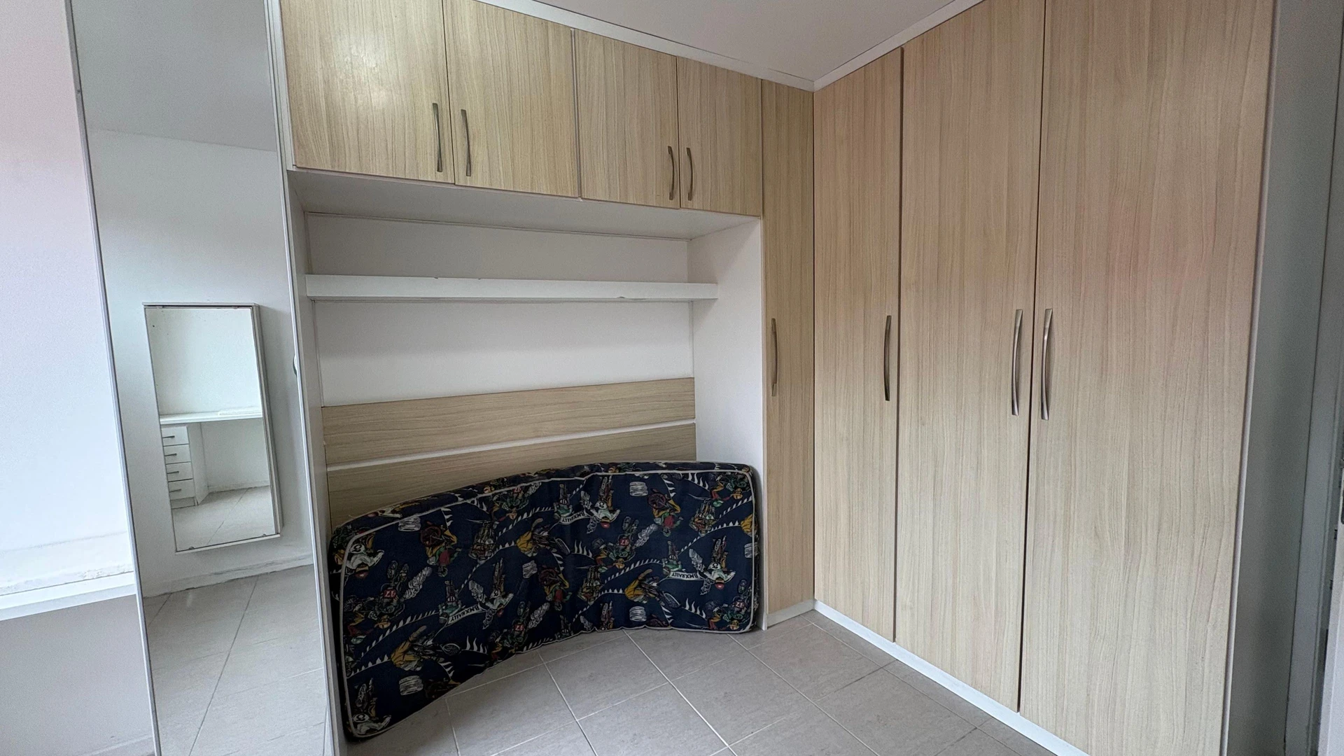 70 m² apartment with a home office and a washing machine — photo 12