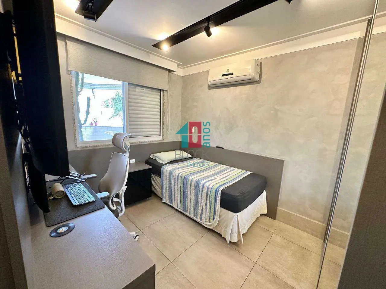 160 m² apartment with 4 bedrooms and 3 en-suites — photo 31