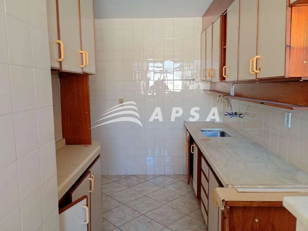 120 m² apartment with 3 bedrooms and 2 parking spots — photo 11