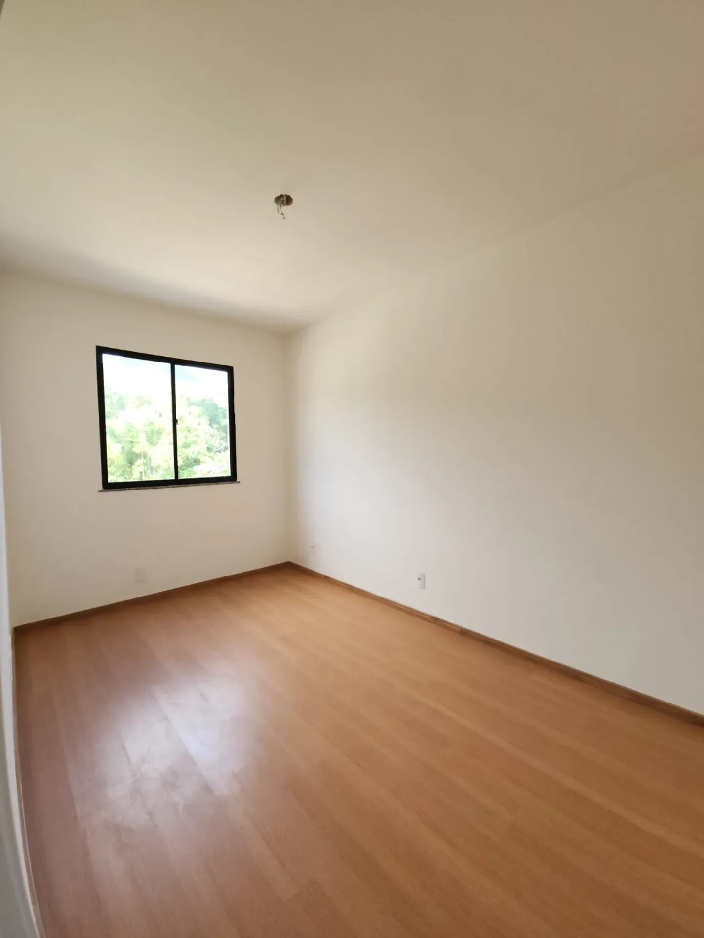 Park view in a 2-bedroom apartment, 48 m² — photo 10
