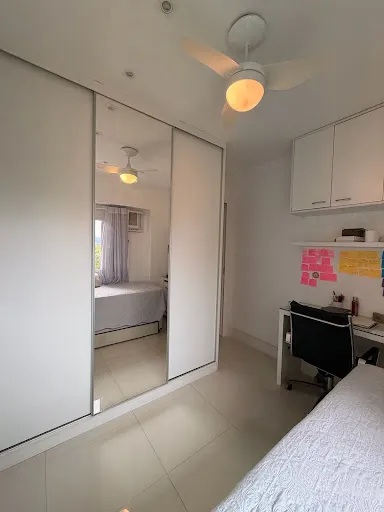 3-bedroom apartment with a glass-enclosed balcony — photo 11