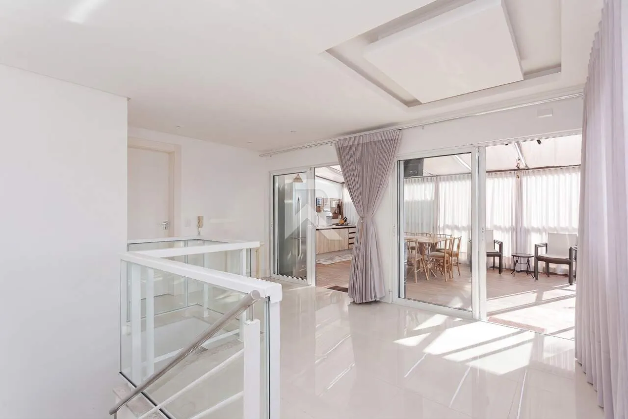 3-bedroom house with an open-plan kitchen — photo 10