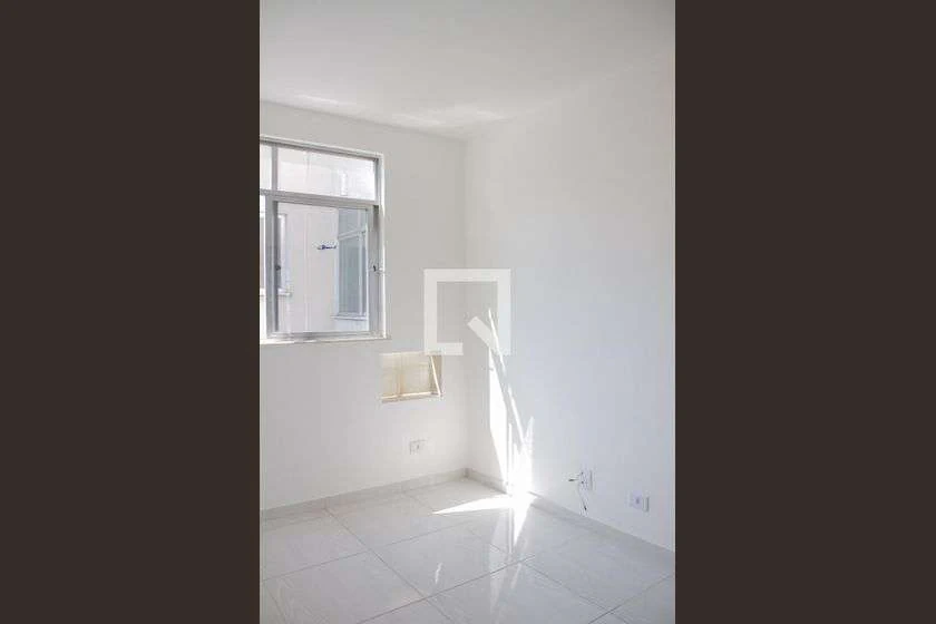 90 m² apartment with 2 bedrooms and a balcony — photo 17