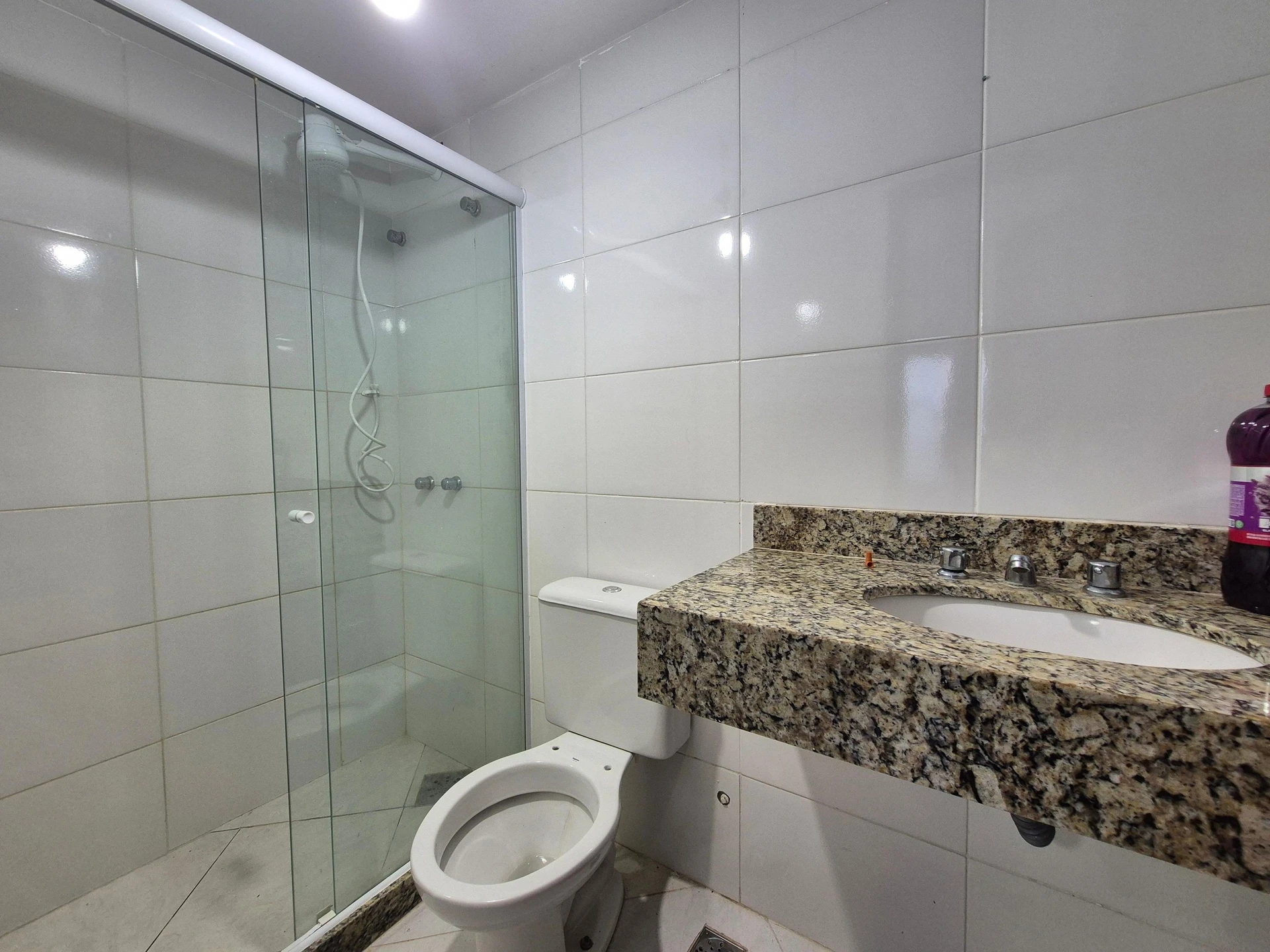 Furnished house with 4 bedrooms and a balcony — photo 47