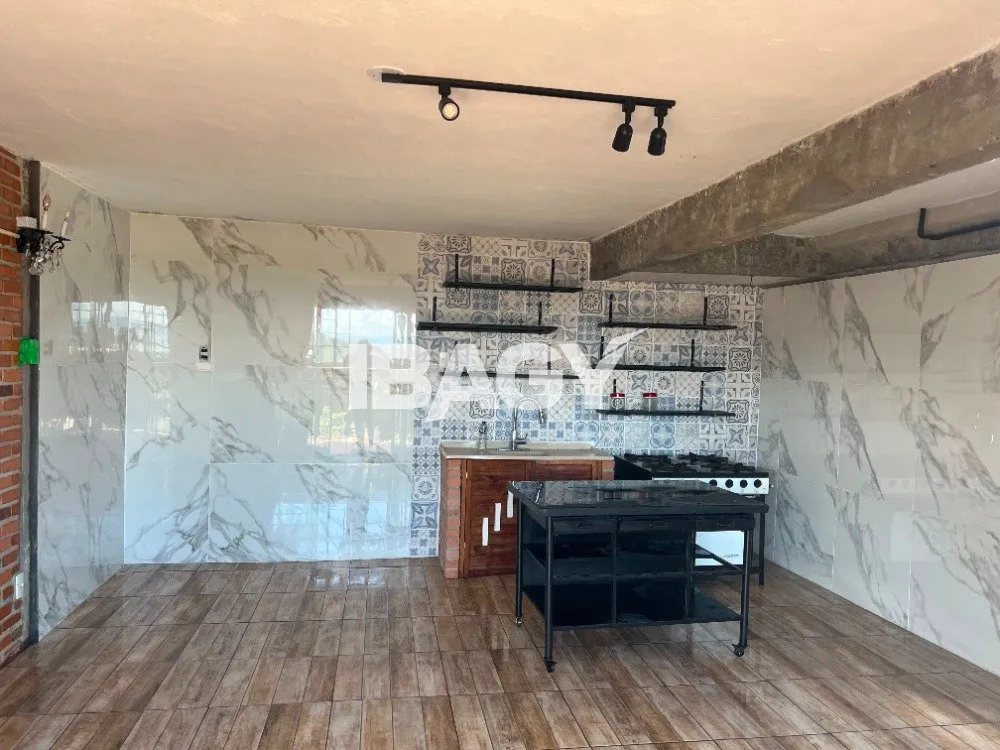 1-bedroom house with 70 m² and a gas open-plan kitchen