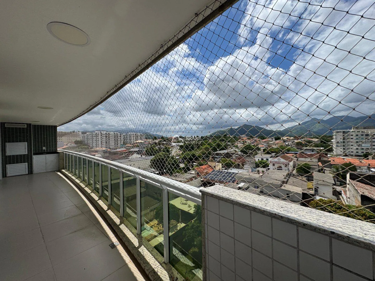 Apartment, 246 m², with a grill on the balcony — photo 28