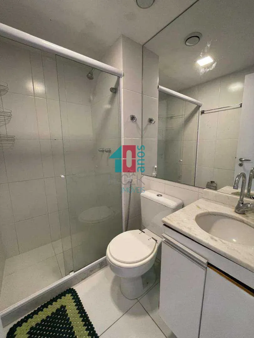 Furnished apartment, 91 m², with a glass-enclosed balcony — photo 28