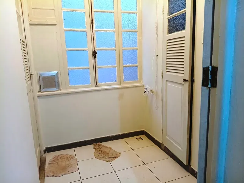 72 m² rental apartment with 2 bedrooms and glass balcony — photo 25