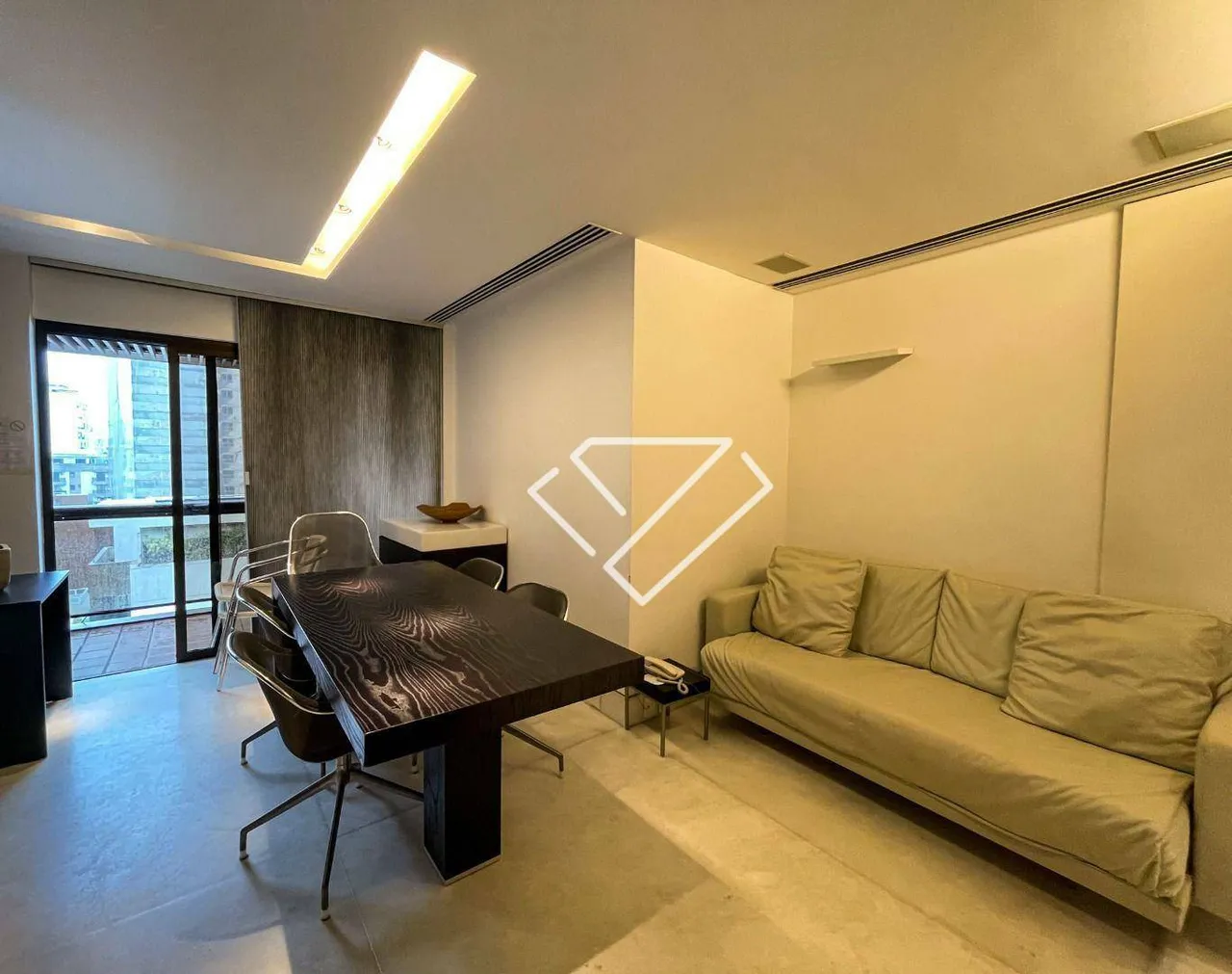 Furnished 2-bedroom apartment with closed kitchen 82 m² — photo 7