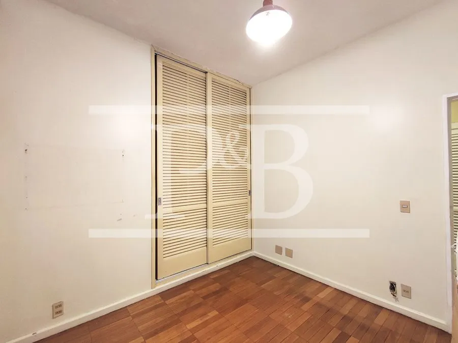 4-bedroom apartment with 283 m² and 2 parking spaces — photo 24