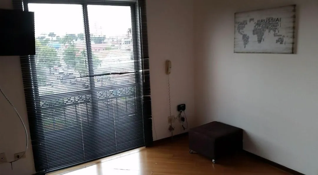 Loft with 1 bedroom and 1 bathroom, with laundry area — photo 3